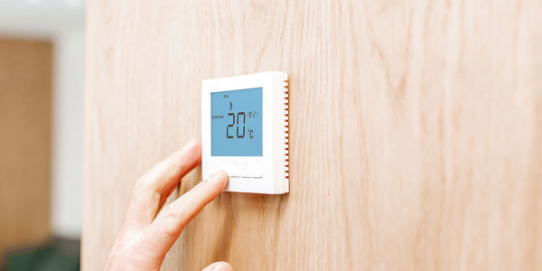 Rehabilitación / Reformas de Casas en Badalona · Instalación de Sistemas Climatización y Aire Acondicionado